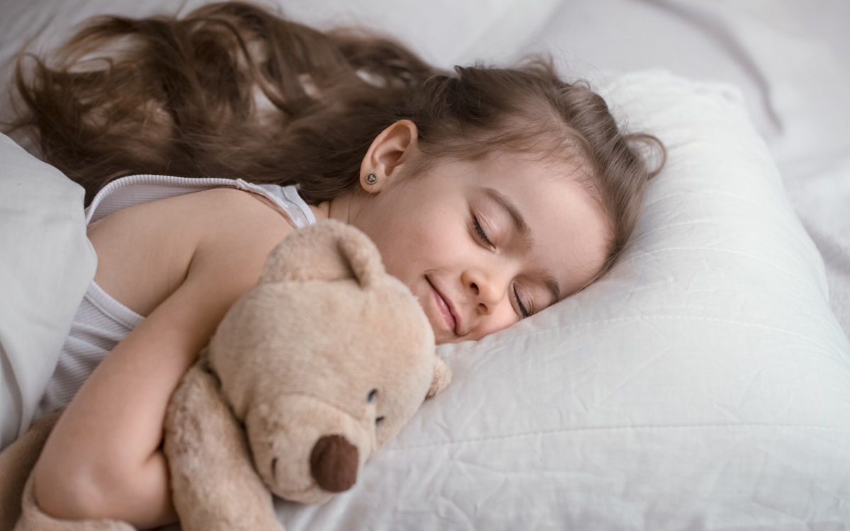 6 Tips Ampuh Agar Anak Bisa Tidur Nyenyak Sepanjang Malam, Ikuti Tips Sederhana Ini Moms!