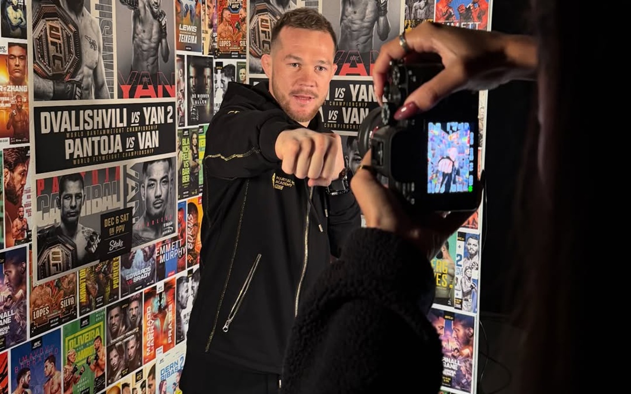 Petr Yan Rebut Sabuk Bantam UFC, Tuntaskan Dendam Tiga Tahun pada Merab Dvalishvili