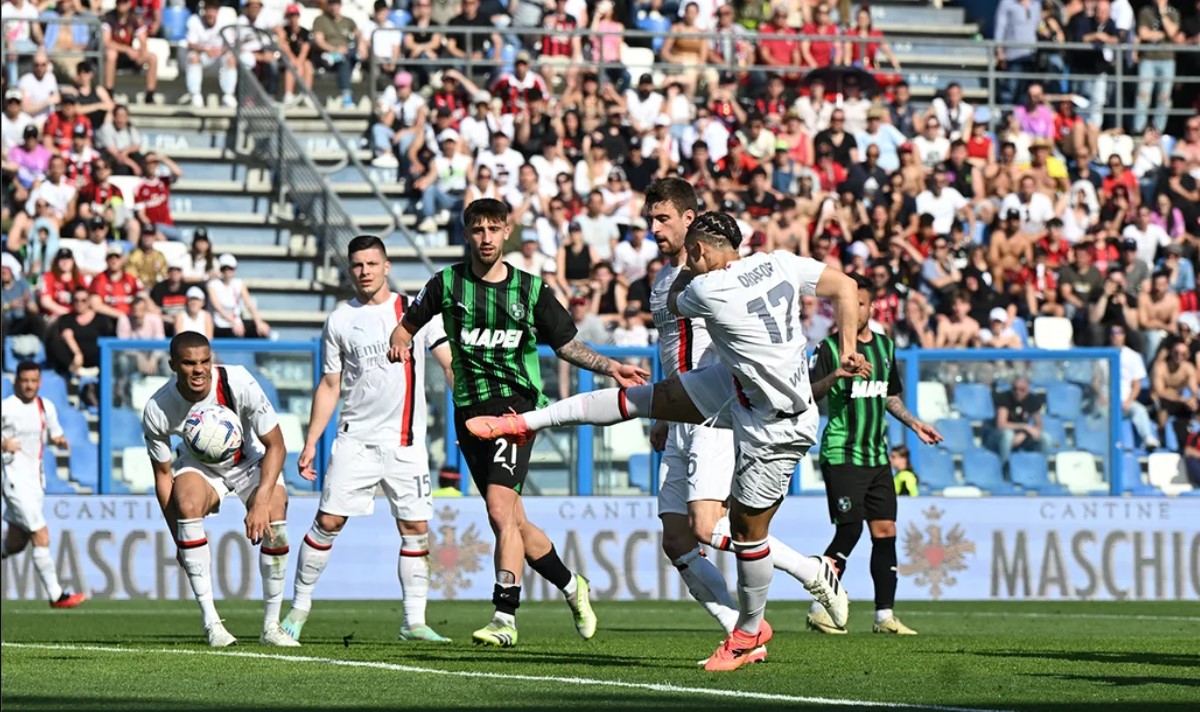 Drama di Kandang Sassuolo! AC Milan Raih Satu Poin Usai Bermain Imbang 3-3