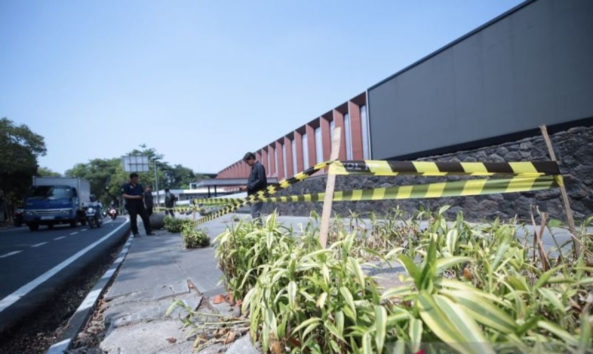 Videotron Disegel, Pohon Digunduli! Pemkot Bandung Bongkar Dugaan Akal-akalan Demi Bikin Reklame Makin Kinclong