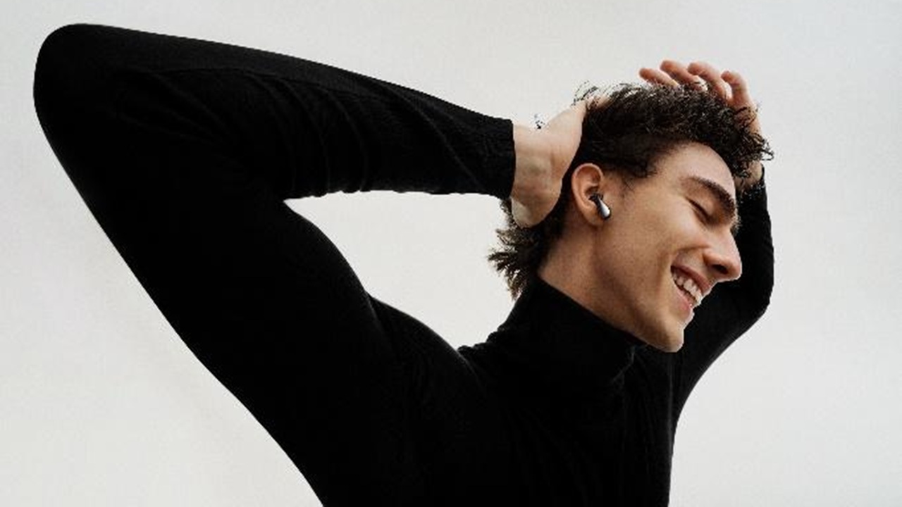 FreeBuds 6: Earbud Open-Fit Canggih dari HUAWEI