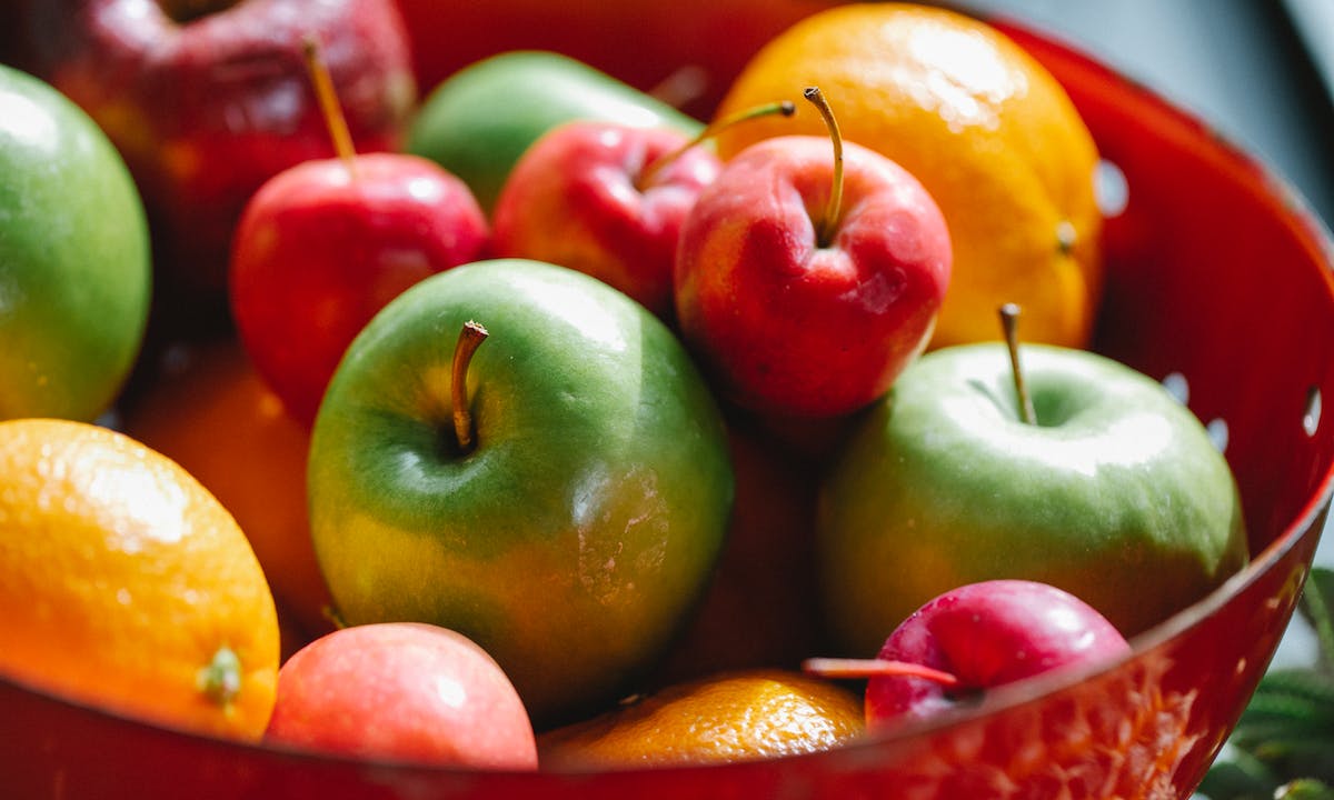 Asam Urat Ganggu Aktivitas? Segera Konsumsi Jenis Buah-buahan Ini Yuk