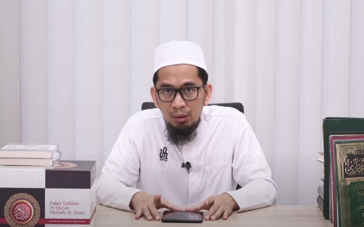 Ustadz Adi Hidayat Peringatkan Ini di 10 Hari Terakhir Ramadhan