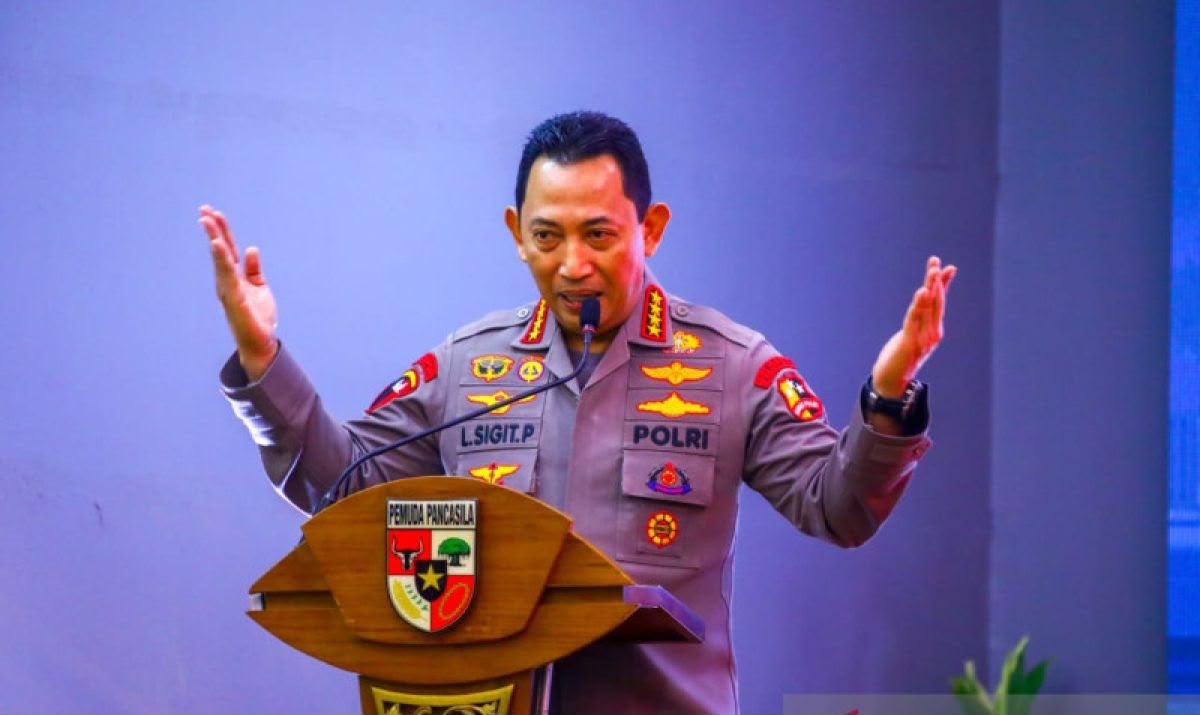 Baru Dicopot Jadi Kapolri, Listyo Sigit Langsung Naik Kelas Jadi Kepala Staf Kepresidenan