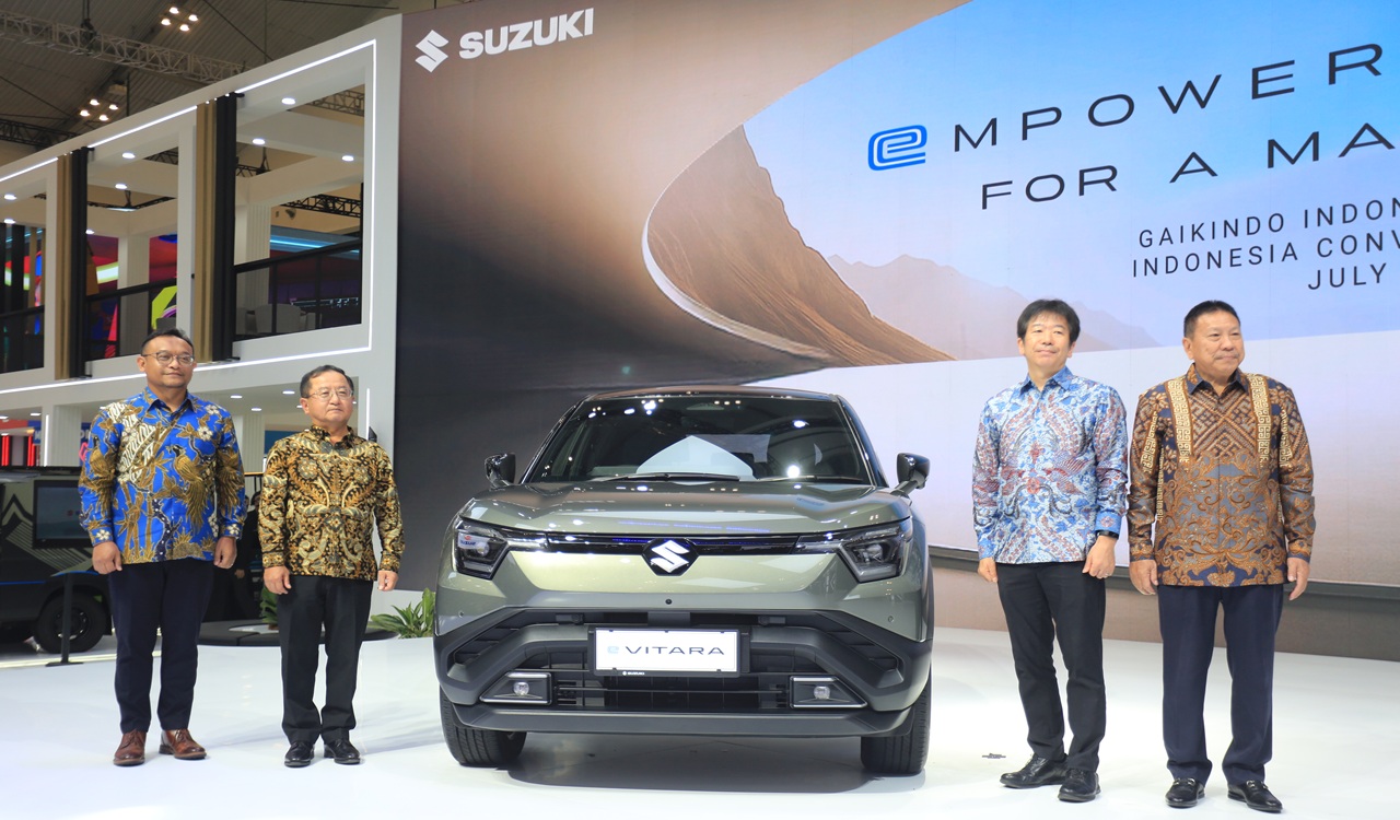 Suzuki Hadirkan eVITARA dan Teknologi Masa Depan di GIIAS 2025, Tawarkan Pengalaman Otomotif Paripurna