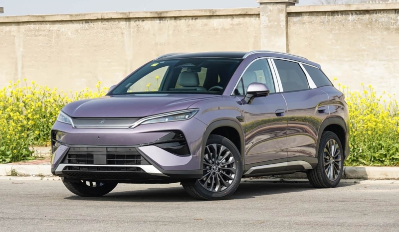 BYD Song Ultra EV Resmi Meluncur! SUV Listrik dengan Pengisian Super Cepat, 5 Menit Langsung Jalan