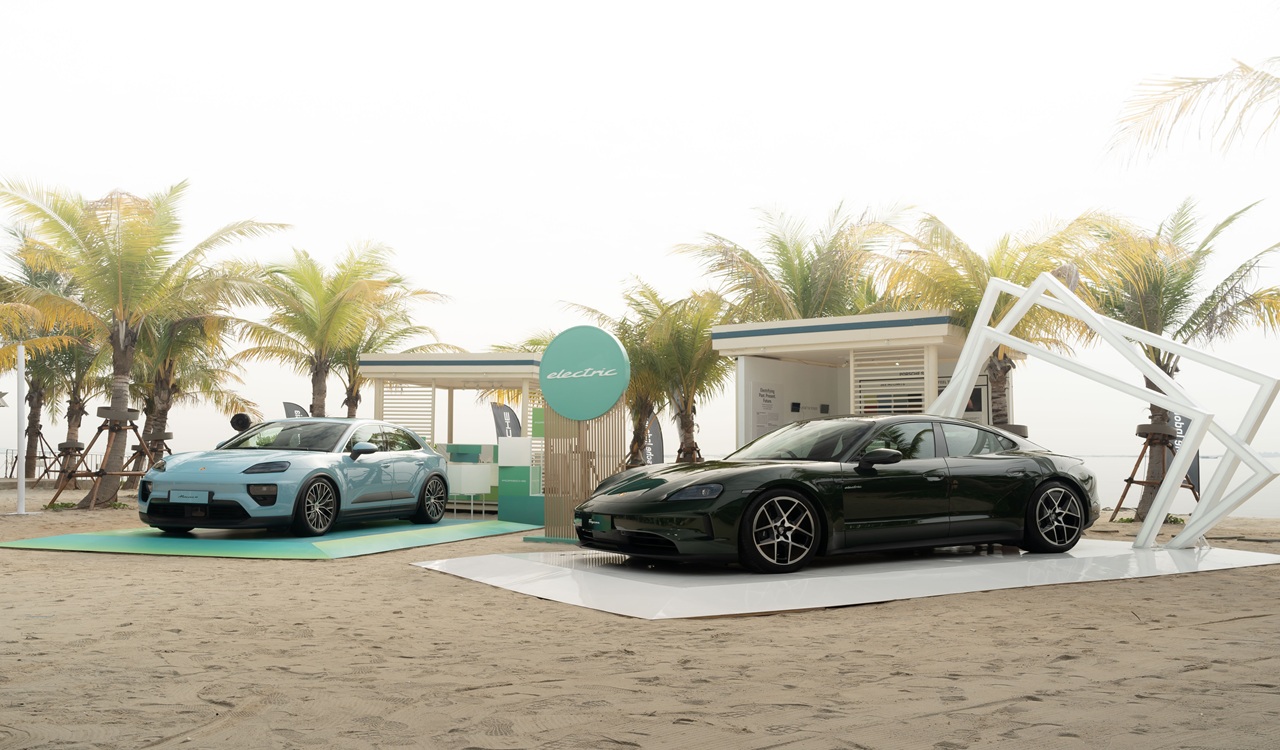 Porsche Experience Bay Hadir di Jakarta, Tawarkan Pengalaman Berkendara Listrik di Pantai