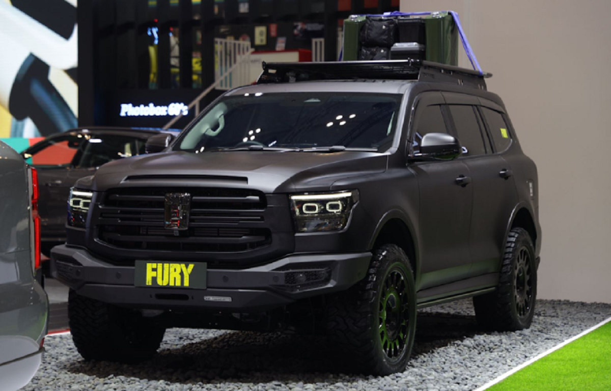 GWM Tank 500 HEV dan GWM Tank 300 HEV Bisa Gunakan Mode Off-Road 'Fury Version' di GIIAS 2024