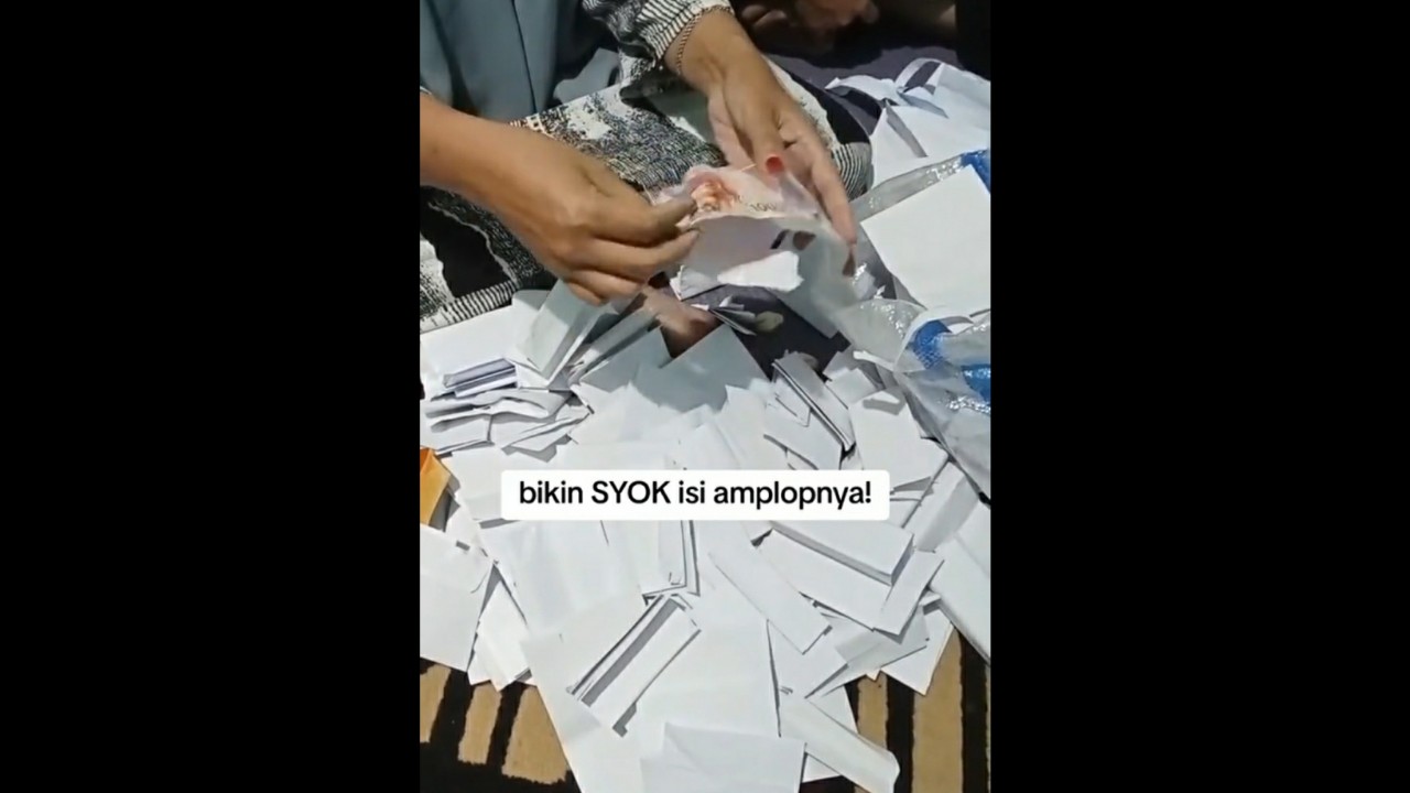 Viral Pengantin Buka Amplop Pernikahan, Isinya Bikin Syok!