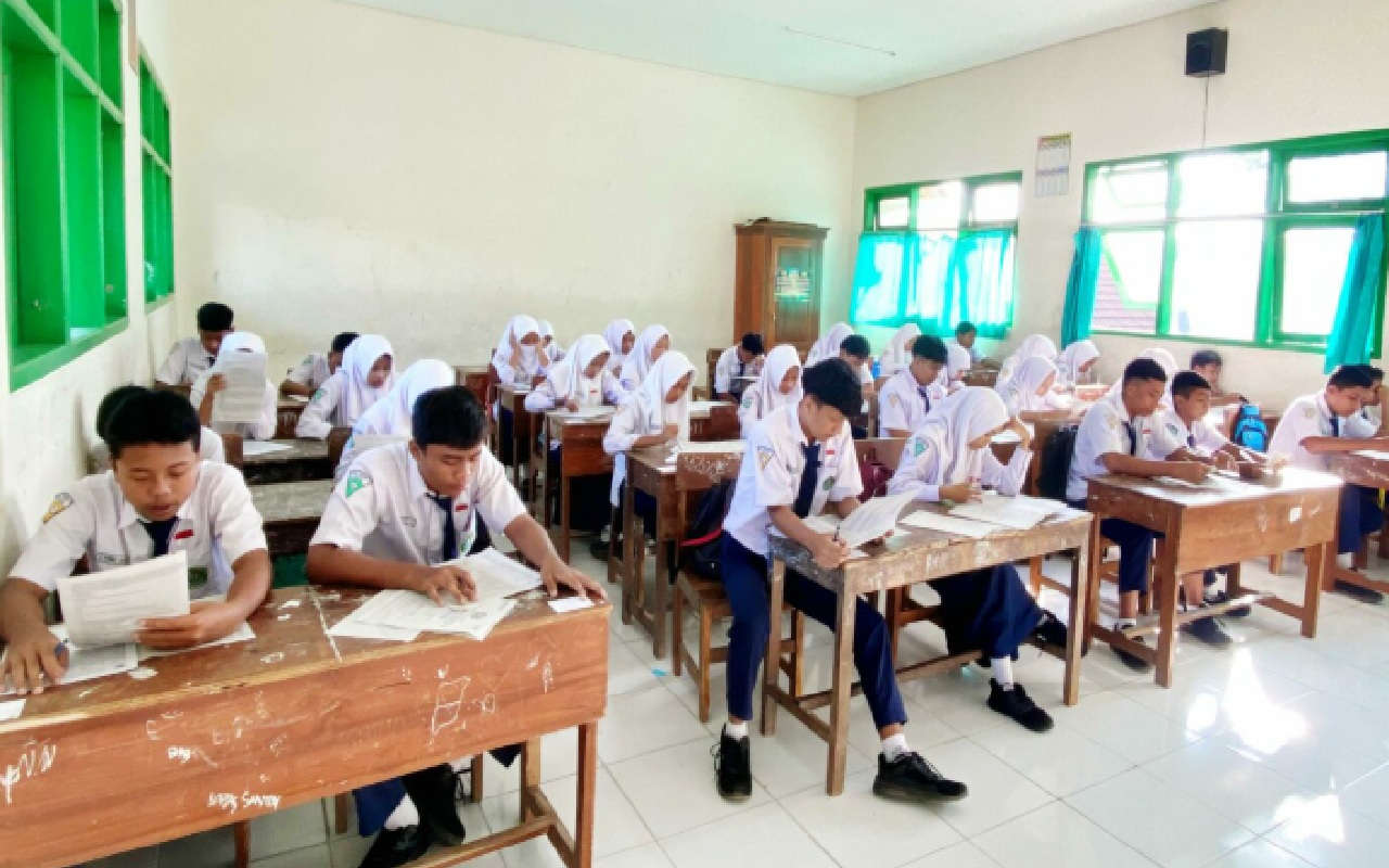 25 Contoh Catatan Wali Kelas RDM MTs Semester Ganjil yang Positif dan Membangun