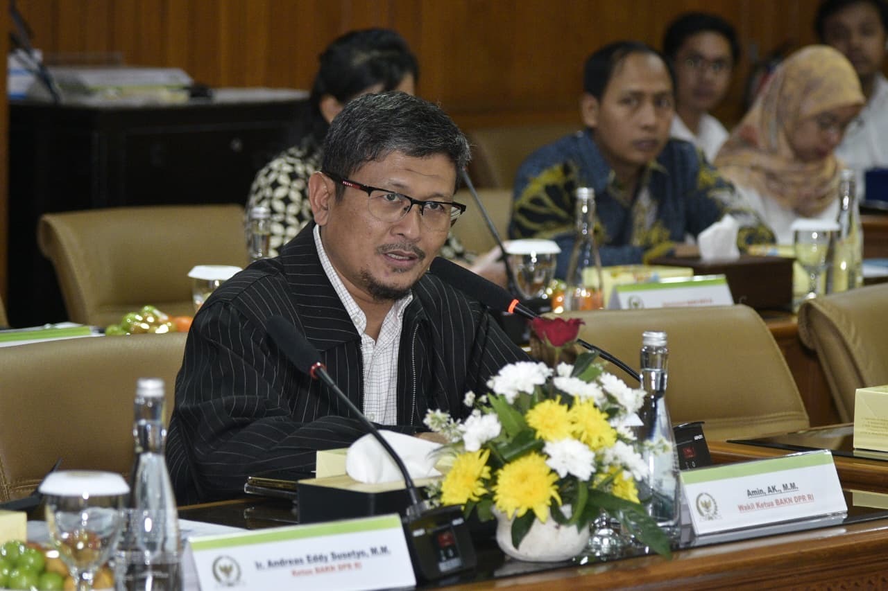 Bunga BI Turun, Amin Ak Minta Bank Jangan Cuma Rebahan, Kredit Harus Ngebut