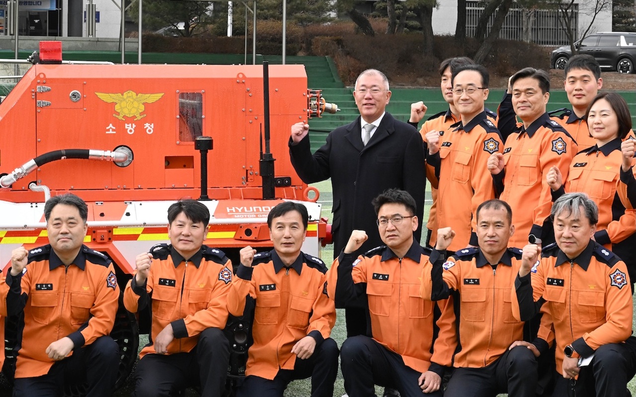Teknologi Penyelamat Nyawa! Hyundai Luncurkan Robot Pemadam Kebakaran Tanpa Awak