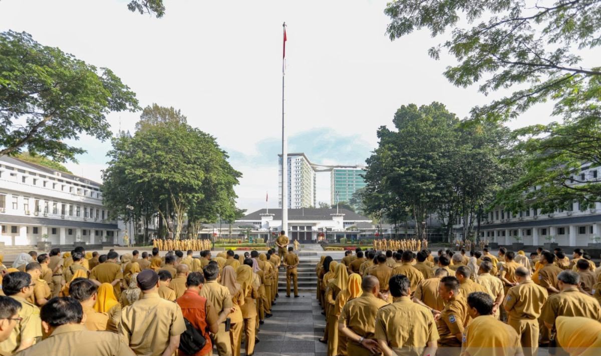 Gaji PNS Mau Lewat Koperasi, Ferry Juliantono Sudah Ajukan ke Kemenkeu, Duitnya Mana?