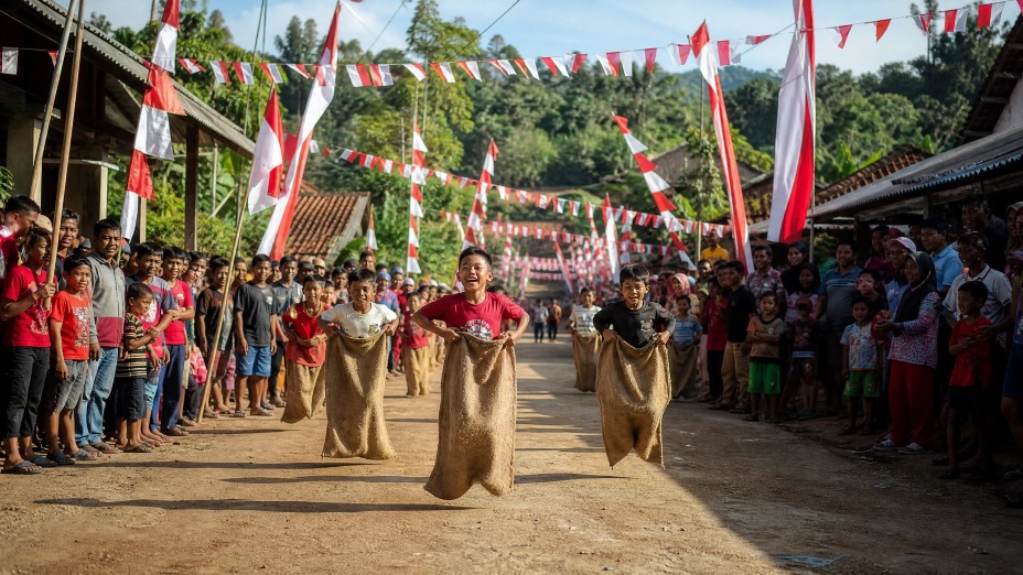 Anti Mainstream! 10 Ide Lomba 17 Agustus Lebih Kreatif, Bikin Peringatan RI Makin Meriah