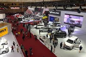 Potret Otomotif Indonesia 2025: LCGC Bertahan, 4x2 Dominan, EV Menanjak