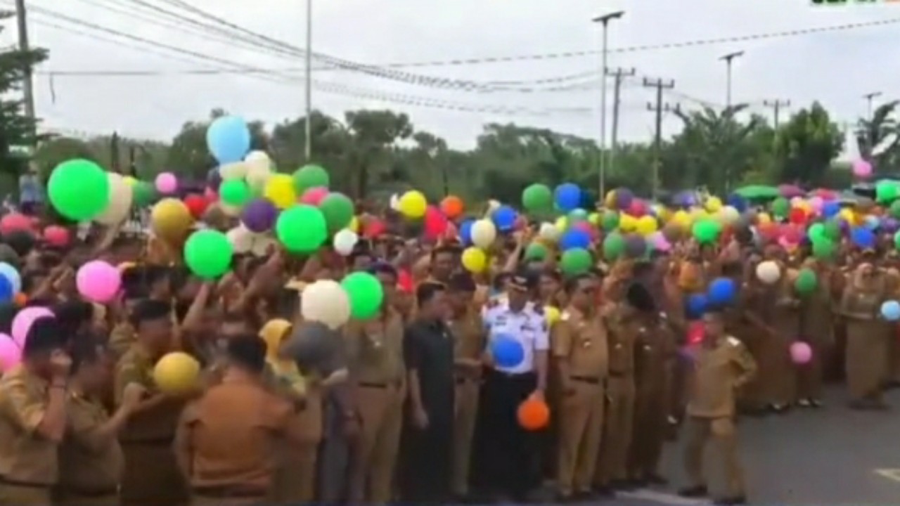 Viral Bupati Batanghari Disebut Ngambek hingga SK PPPK Ditahan Gegara Insiden Balon