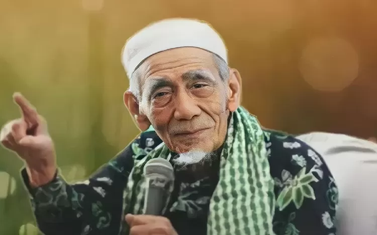 Mbah Moen Berikan Tips Dapatkan 'Kunci' Masuk Pintu Surga, Ada 5 Poin!