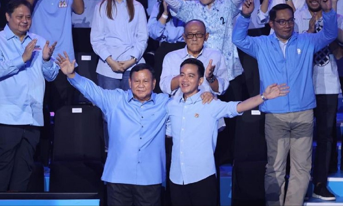 Seharusnya Prabowo Subianto Pilih Yusril Ihza Sebagai Cawapres?