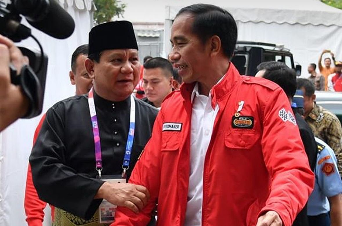 Jokowi dan Prabowo Bertemu Lagi, Publik Cuma Disuruh Percaya Itu Silaturahmi
