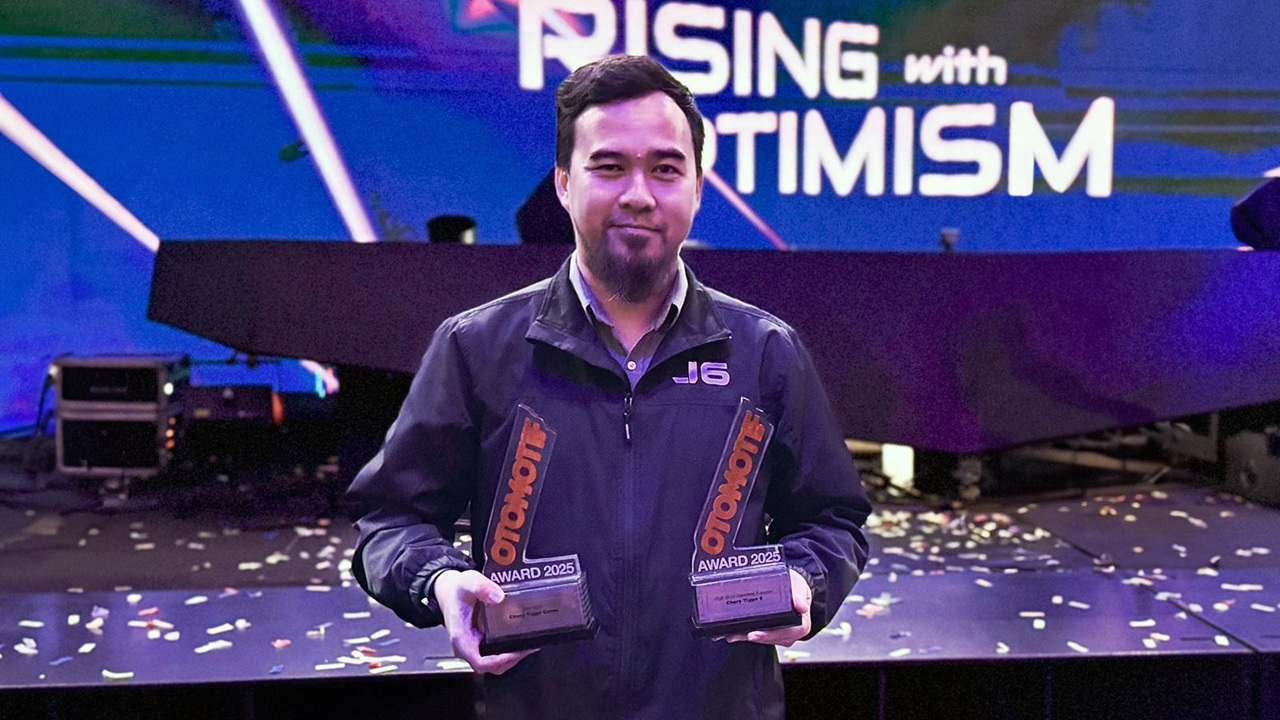 Chery Bawa Pulang Banyak Penghargaan Bergengsi di IIMS Surabaya dan OTOMOTIF Award 2025