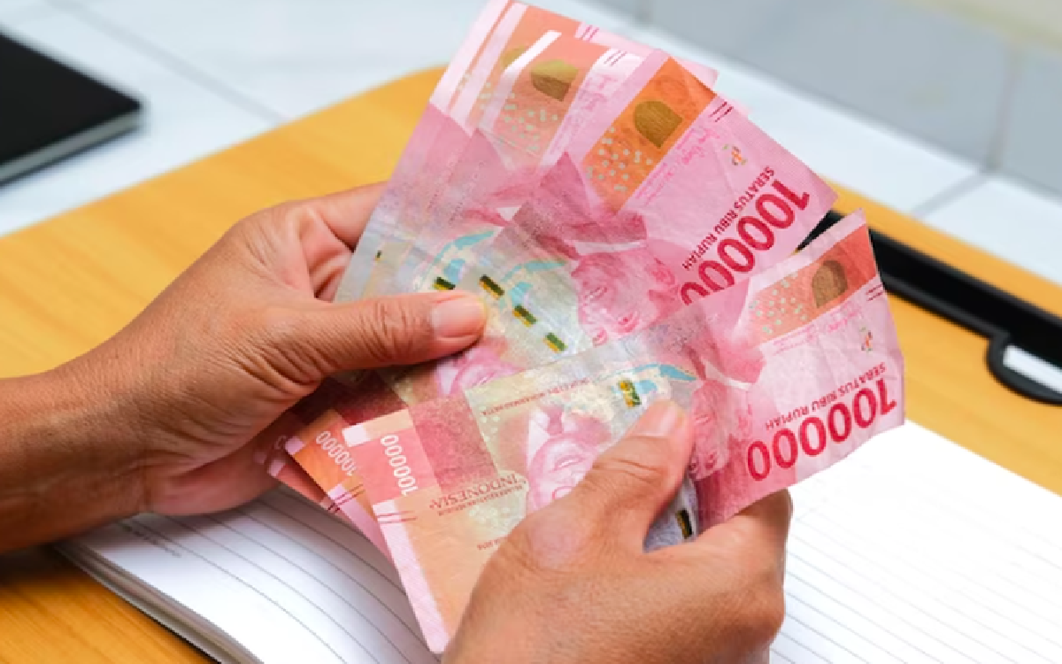 Buruan Cek Golongan NIK KTP yang Bisa Dapat Bansos BPNT Rp2.400.000!