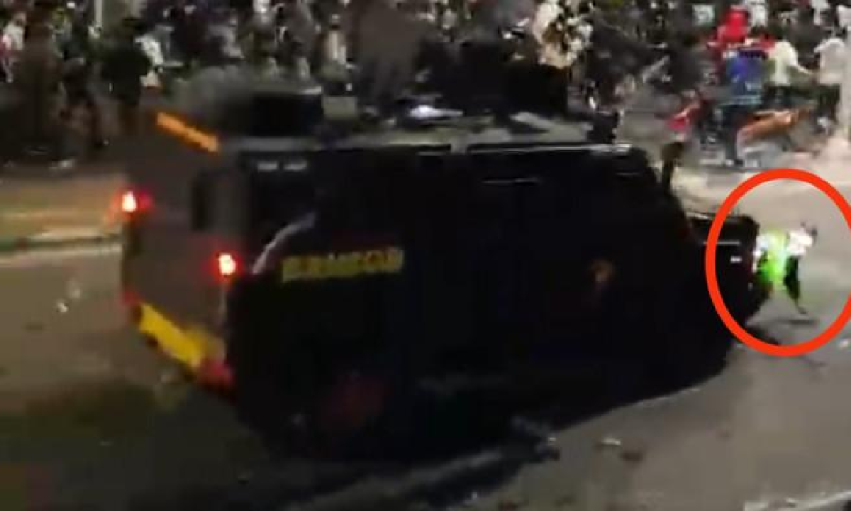 2 Orang Korban Terlindas Mobil Brimob Saat Demo DPR 28 Agustus 2025p: Satu Meninggal Dunia!