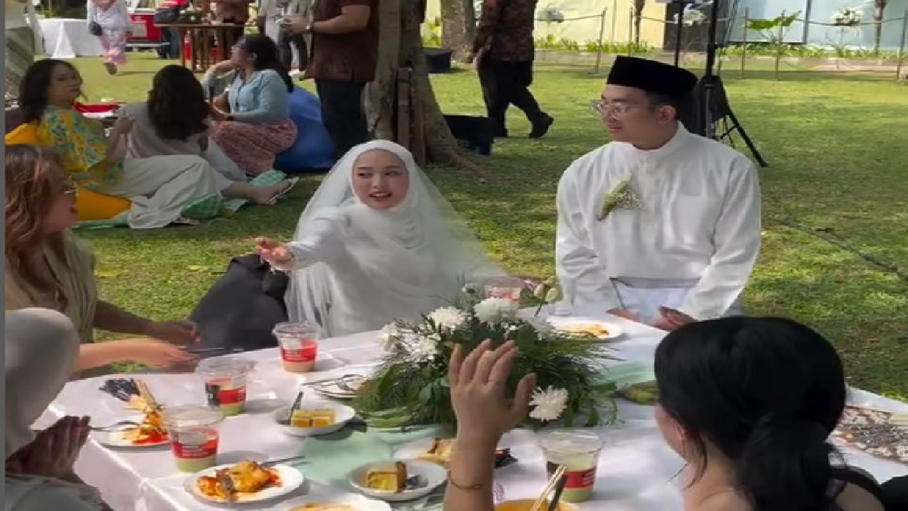 Pernikahan Viral Idaman Ala Gen Z: Catering Ada Mie Instan dan Kopi Keliling