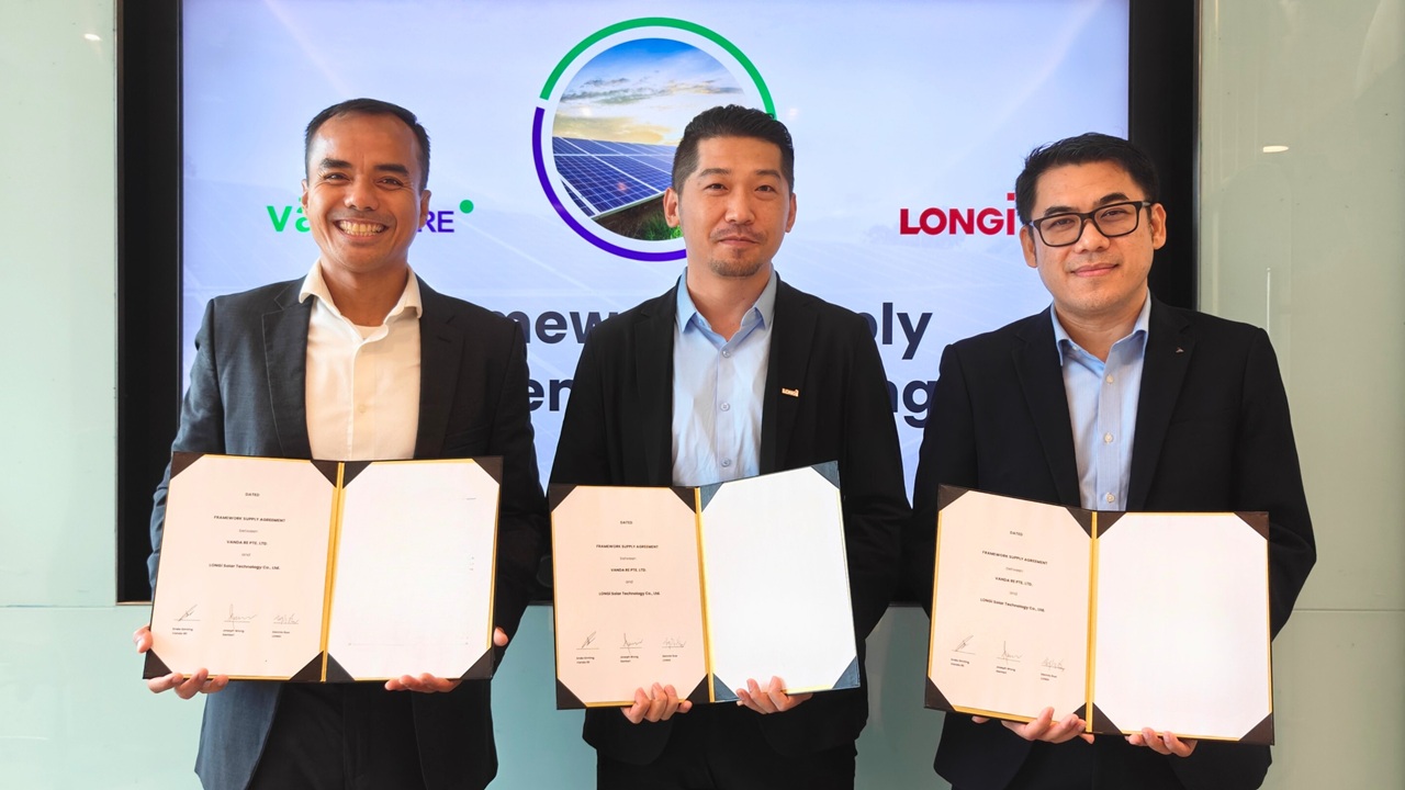 Vanda RE Resmi Umumkan Penandatanganan Framework Supply Agreement dengan LONGi