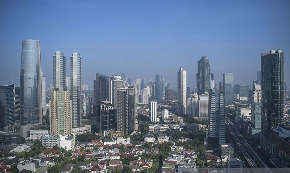 Ekonomi RI Mulai Kehabisan Napas! CORE Bongkar Sinyal Bahaya, Target Prabowo Terancam Tinggal Angan