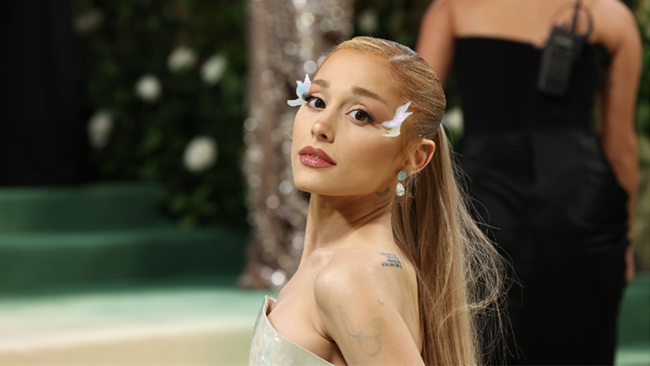 Vakum 7 Tahun Berakhir! Ariana Grande Siap Guncang Panggung Lagi dengan Tur 