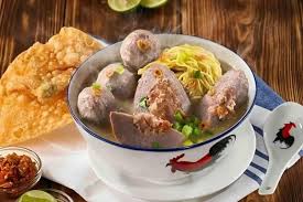 Rahasia Kuah Bakso Solo yang Bening dan Gurih, Ternyata Cuma Pakai 3 Bumbu Utama