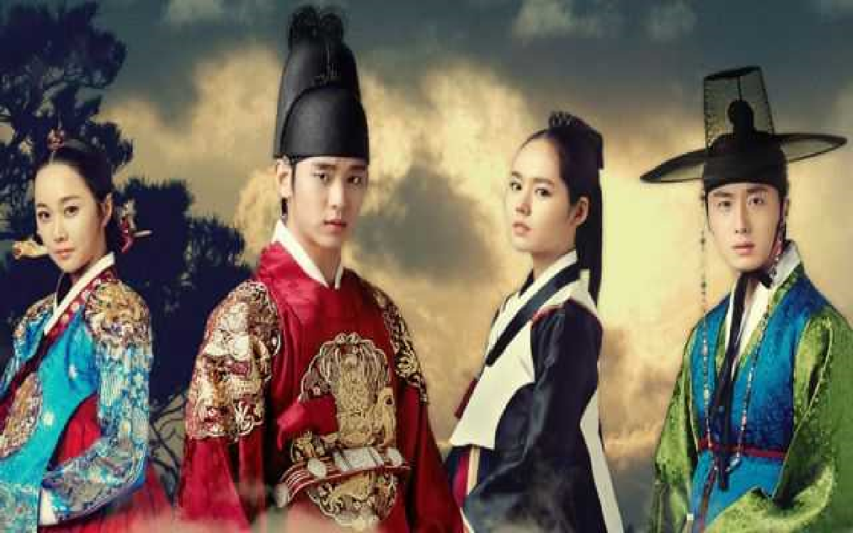 Link Nonton Drakor Sageuk Terbaik 'The Moon Embracing The Sun', Perjalanan Cinta Abadi Raja dan Peramal