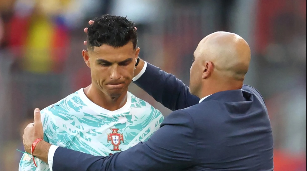 Di Balik Kemenangan Dramatis Portugal, Ada Sosok 'Hadir' yang Membuat Ronaldo Terisak