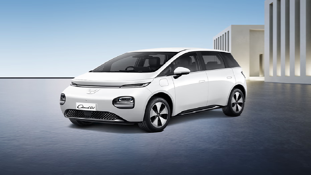 BYD, Wuling, hingga Toyota Bikin Geger! Daftar Harga Mobil Listrik Agustus 2025 Bikin Ngiler