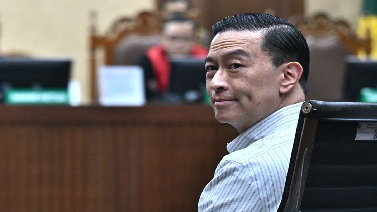 Sorotan Tajam Rocky Gerung terhadap Vonis Tom Lembong, Mengurai Keanehan di Balik Putusan Hakim