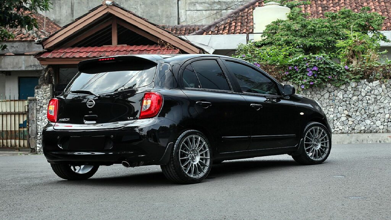 Rekomendasi 4 Mobil Kecil Bekas Irit dan Stylish: Cocok Buat Anak Muda!