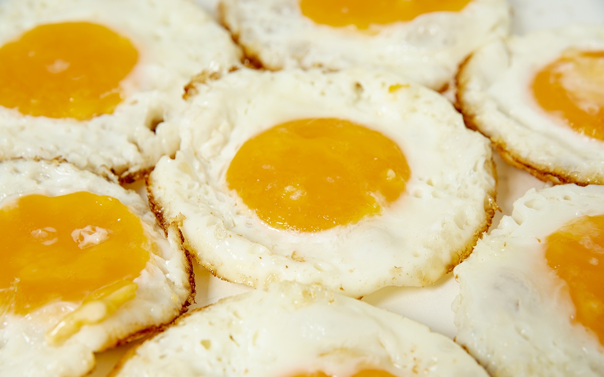 Mitos atau Fakta: Makan Banyak Telur Bisa Membuat Bisulan? Simak Penjelasannya Disini!