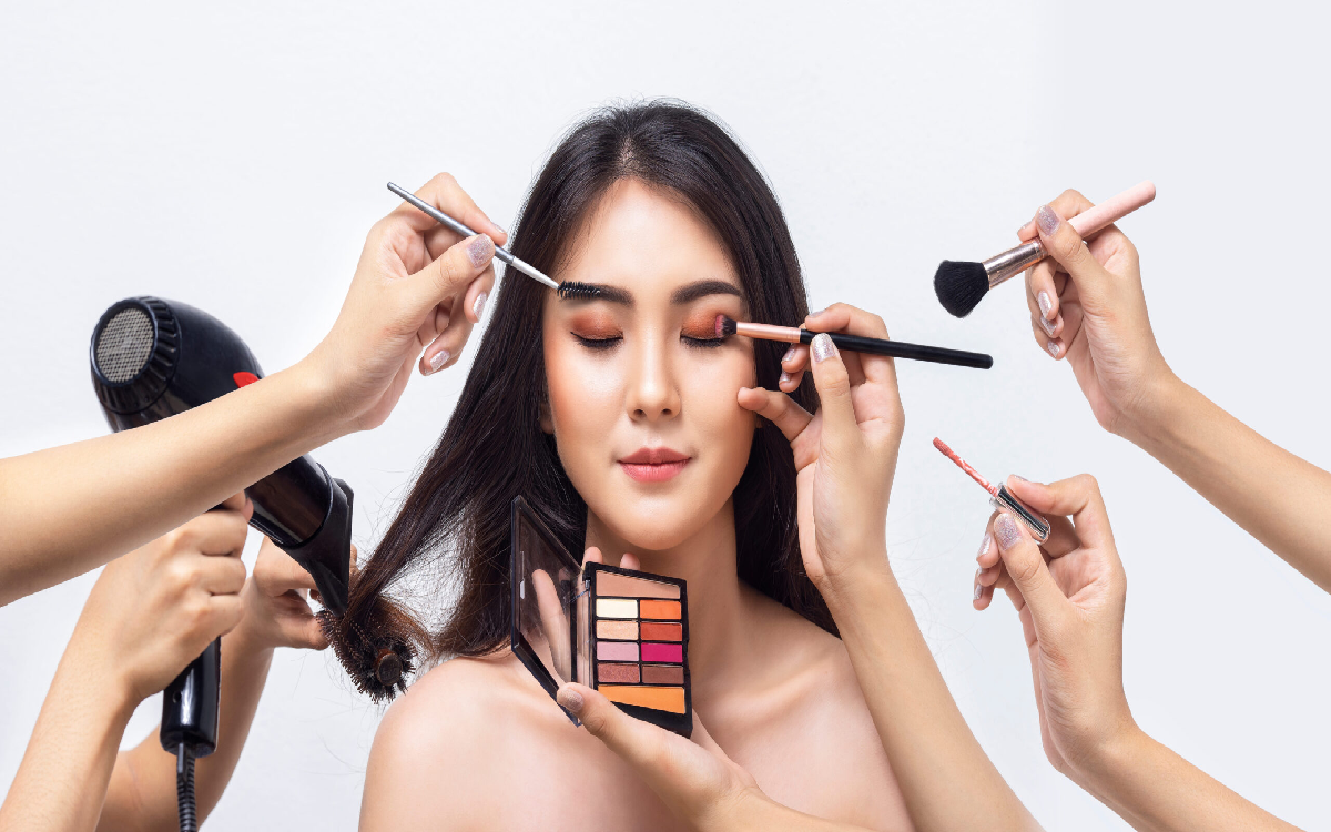 7 Cara Make Up di Hari Raya Idul Fitri, Wajib Banget Tampil Makin Elegan dan Tahan Lama