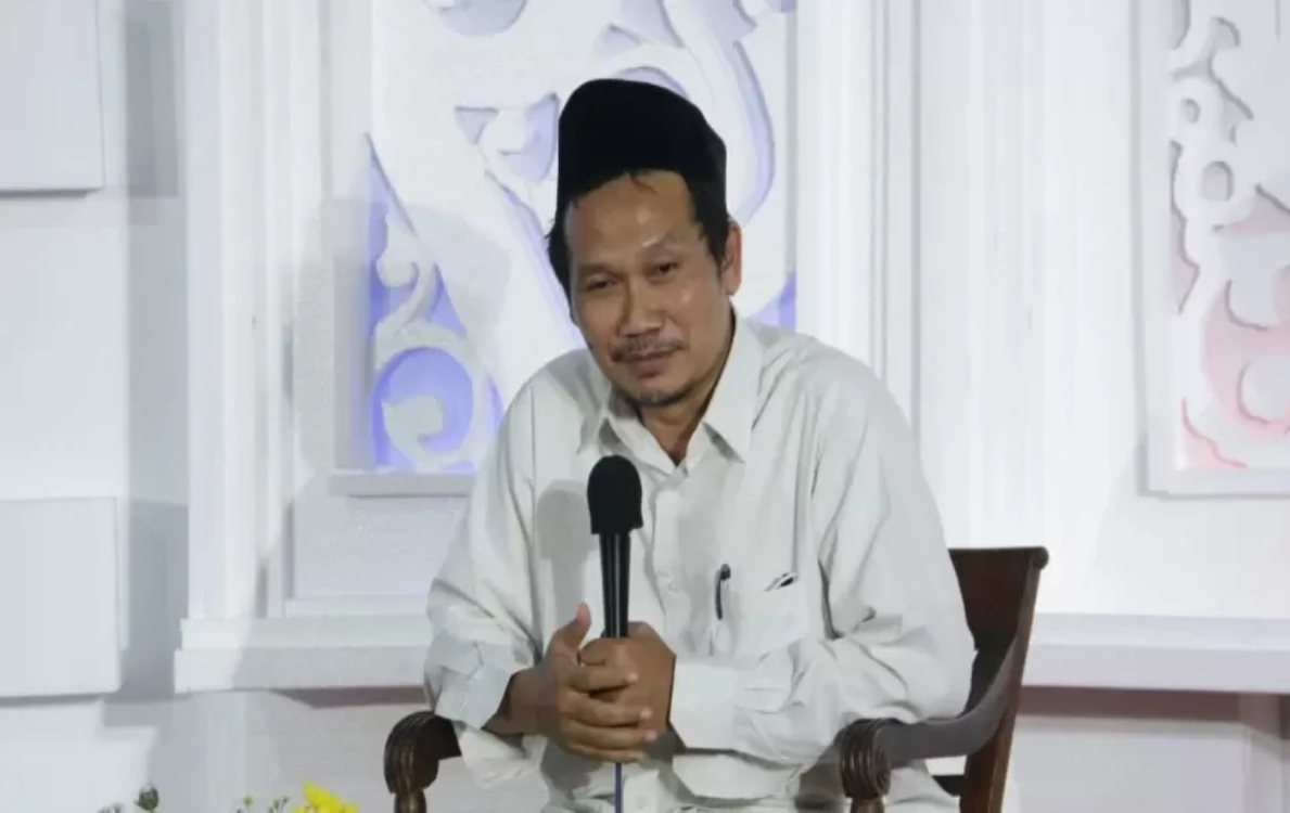 Gus Baha Beri Contoh Cara Berdoa Pada Malam Lailatul Qadar, Ini Pasti Paling Benar!