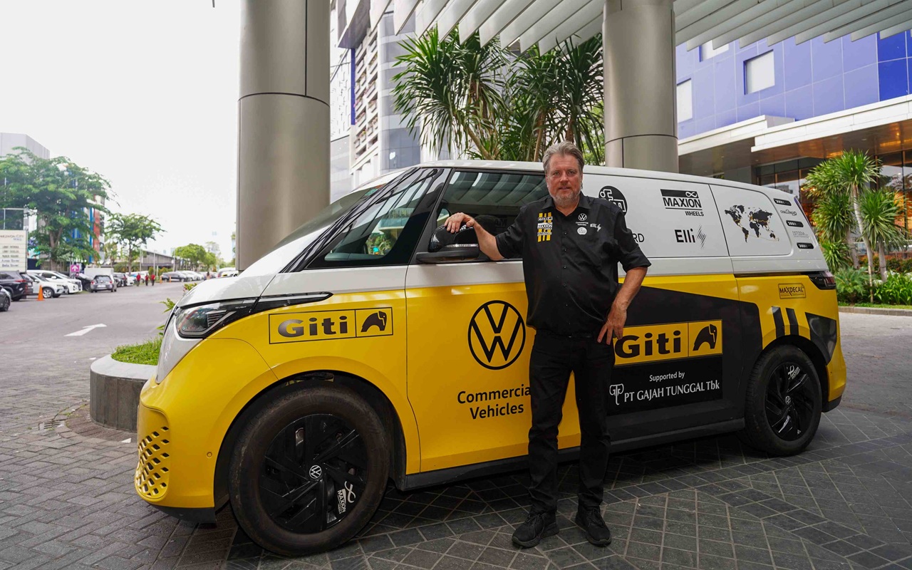 ID. BUZZ World Tour 2025 Hadir di Surabaya, Jadi Destinasi Ketiga Ekspedisi Global Rainer Zietlow