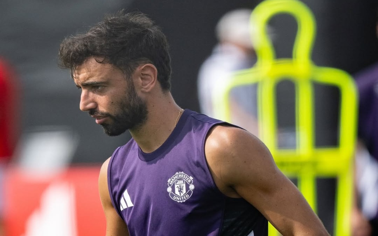Bruno Fernandes Pergi? Ini Kata Carrick yang Bikin Fans Man United Lega