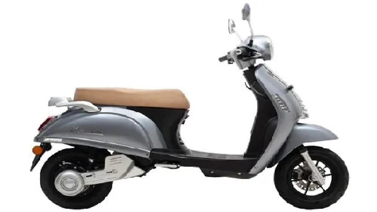 5 Rekomendasi Motor Listrik Jarak Tempuh Terjauh Awal Tahun 2026: Tembus 200 Km Sekali Cas!