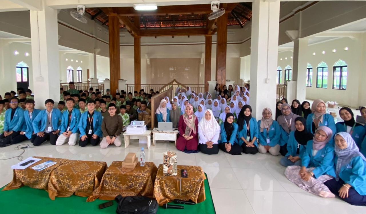 Mahasiswa KKNT Universitas Alma Ata Gelar Workshop Anti-Bullying di SMK NU 09 Pancasila Darussalam