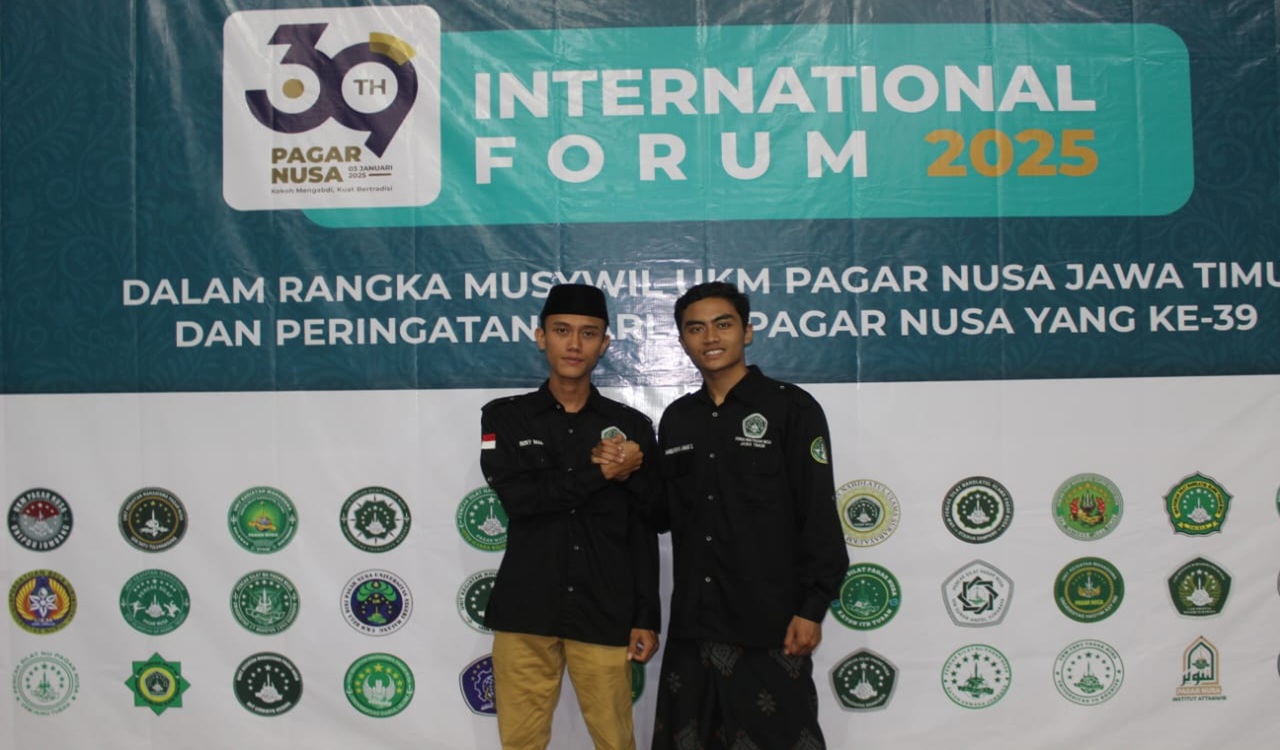 Sikap! Forum Mahasiswa Pagar Nusa Jatim Dukung KH Irfan Yusuf Hasyim Jadi Menteri Pelayanan Haji dan Umrah