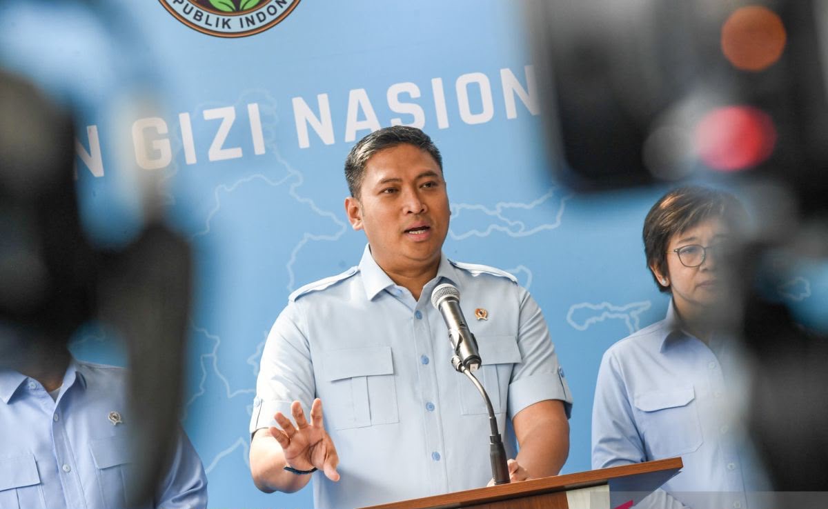 DPR Sentil Pemerintah, Putusan MK Soal MBG Jangan Dipendem Sampai 2028