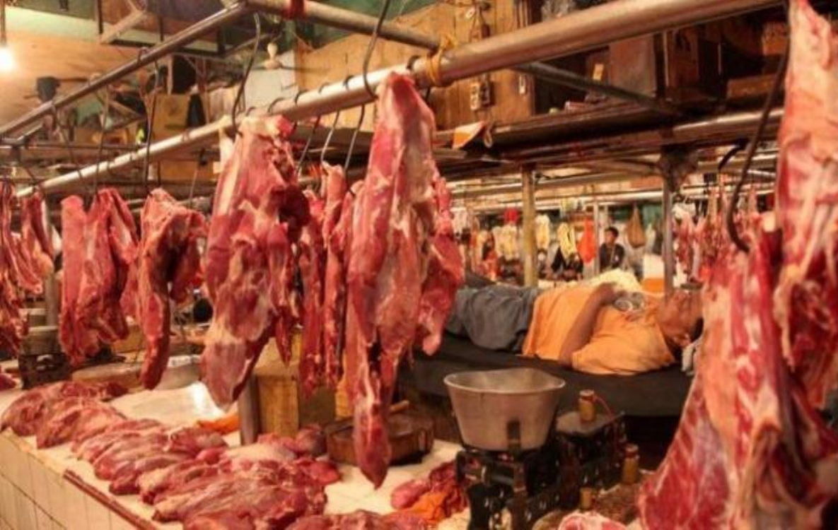 Daging Sapi di Pasar Senen Jadi Incaran Warga Jelang Lebaran, Sehari Bisa Ludes 50 Kg!