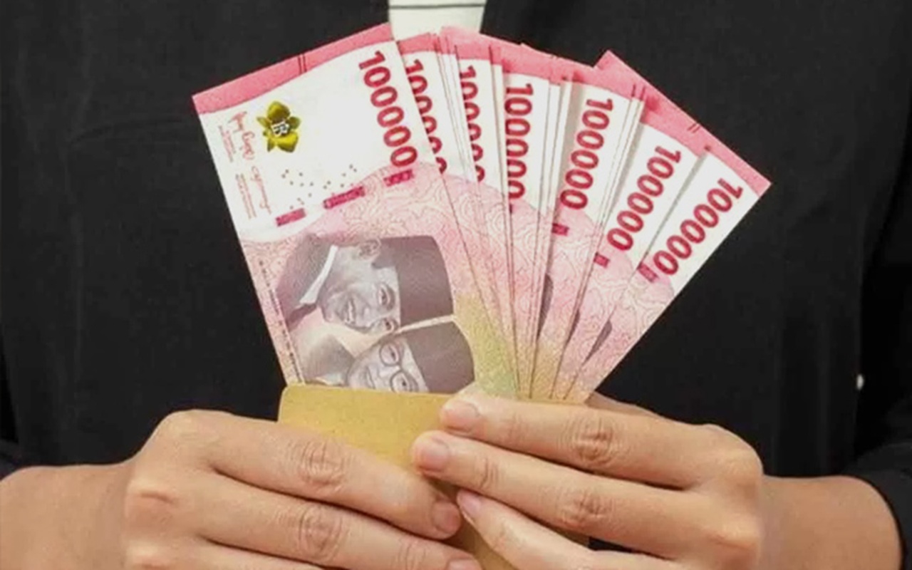 Kurs Terpuruk! Rupiah Melemah Tajam Hari Ini, Sentuh Rp17.105 per Dolar AS