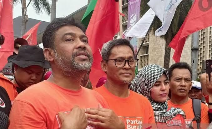 Buruh Ultimatum DPR! Ancaman Gejolak Agustus Mengintai, RUU Ketenagakerjaan Dikebut Sebelum Meledak
