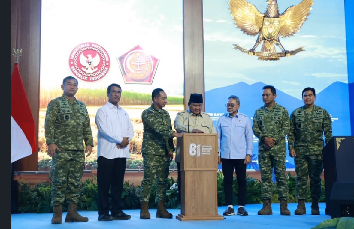 Prabowo Pasang TNI-Polri di Sawah, Pengkritik Diminta Minggir, Urusan Pangan Jangan Banyak Bacot