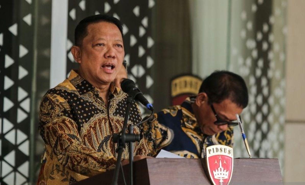 Mantan Jampidsus Jadi Tersangka, Polisi Bongkar Brankas 74 Kg Emas dan Rp476 Miliar